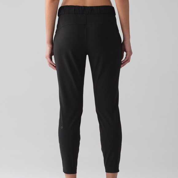 Lululemon On the Fly pant 27" - Picture 2 of 10